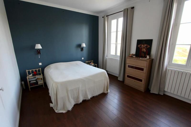 Maison en pierre - 275 m² - 11 pièces