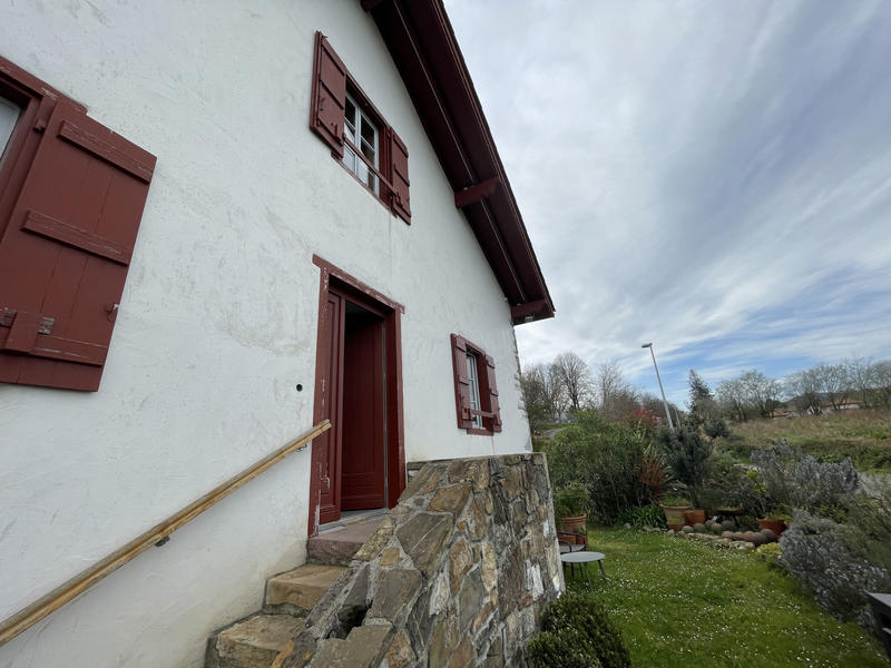 Maison - 192 m² - 5 pièces