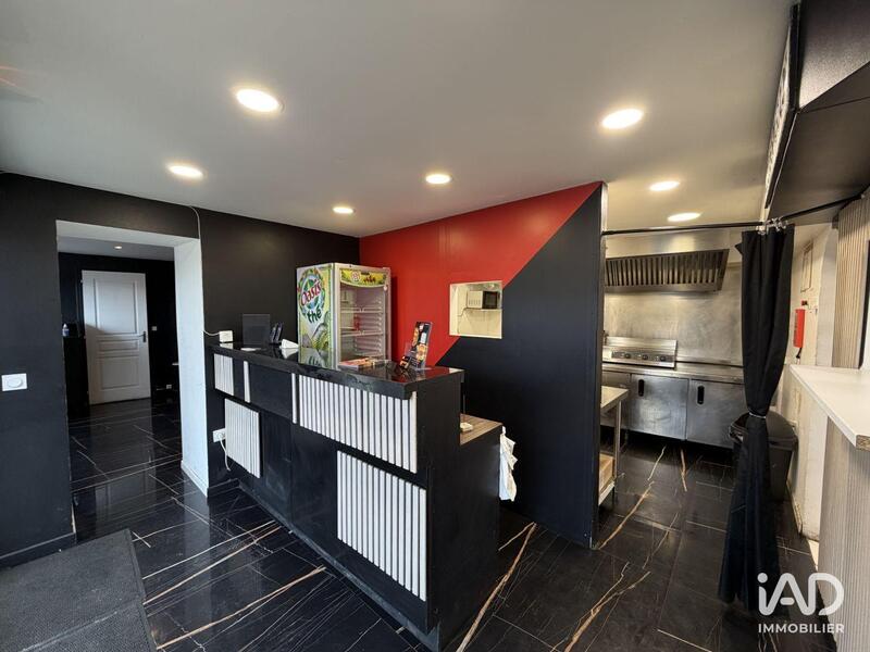 Local commercial - 77 m²