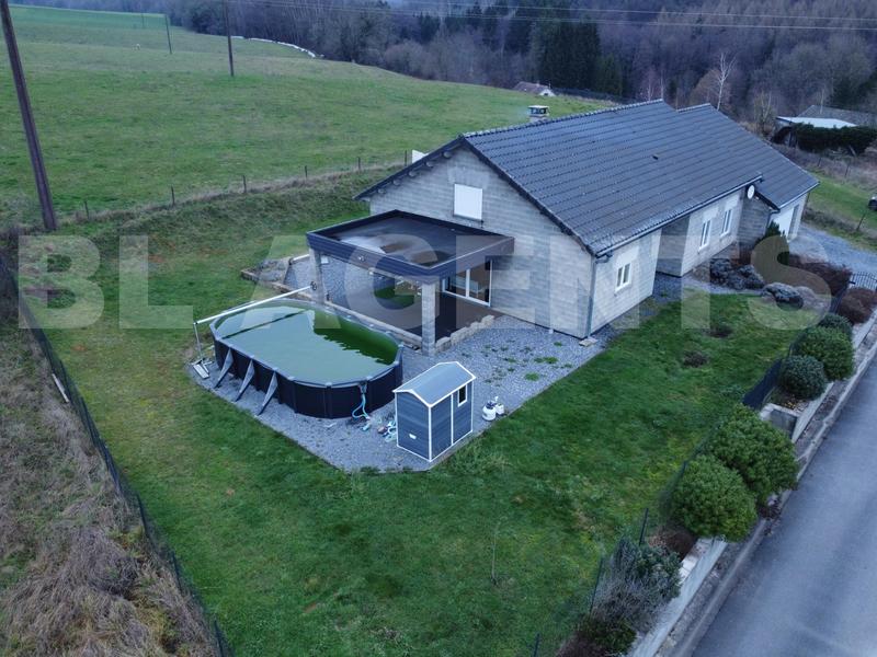 Maison - 200 m² - 5 pièces