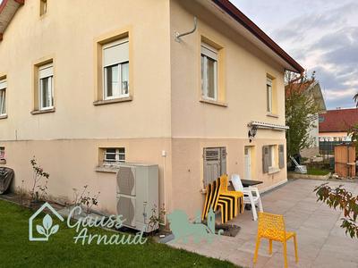 Maison ancienne - 112 m² - 8 pièces