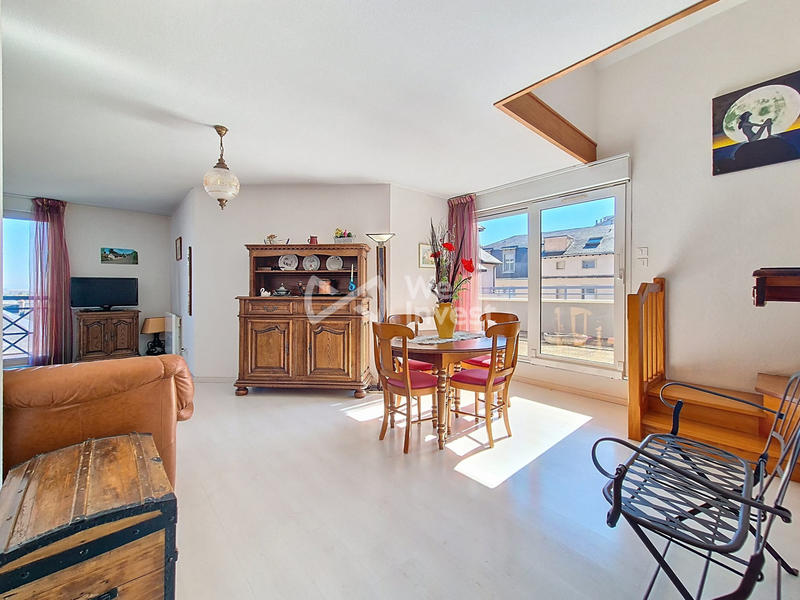 Appartement - 84 m² - 4 pièces