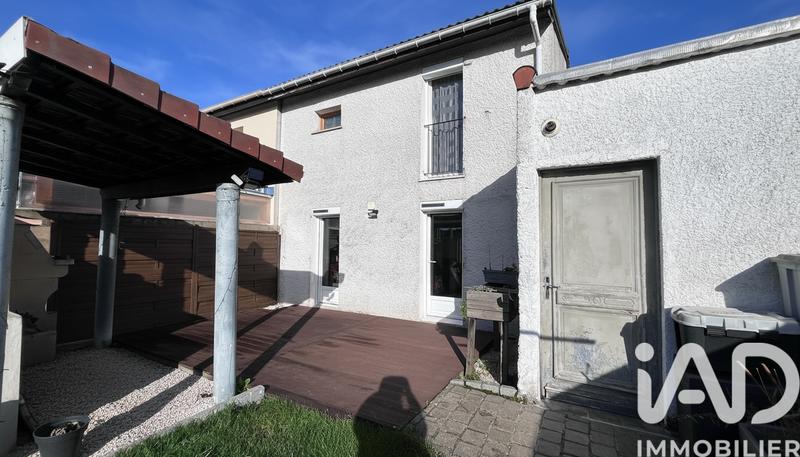 Maison - 91 m² - 5 pièces