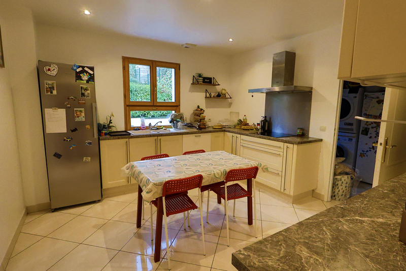 Maison - 146 m² - 6 pièces