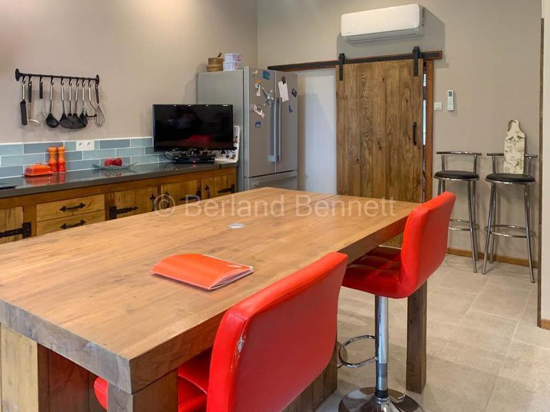 Maison en pierre - 439 m² - 14 pièces