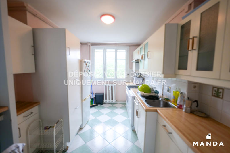 Chambre - 10 m² - 5 pièces