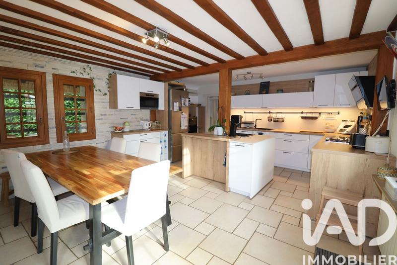 Maison - 190 m² - 8 pièces
