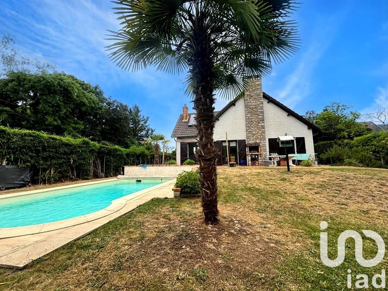 Maison - 200 m² - 7 pièces