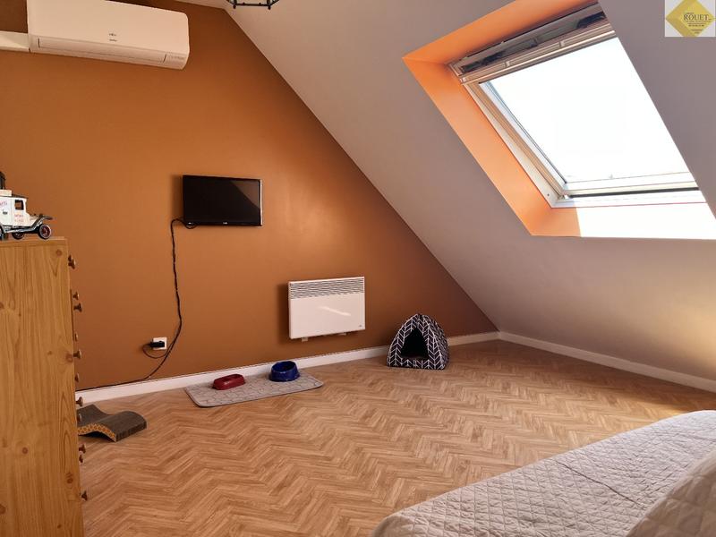 Maison - 121 m² - 8 pièces