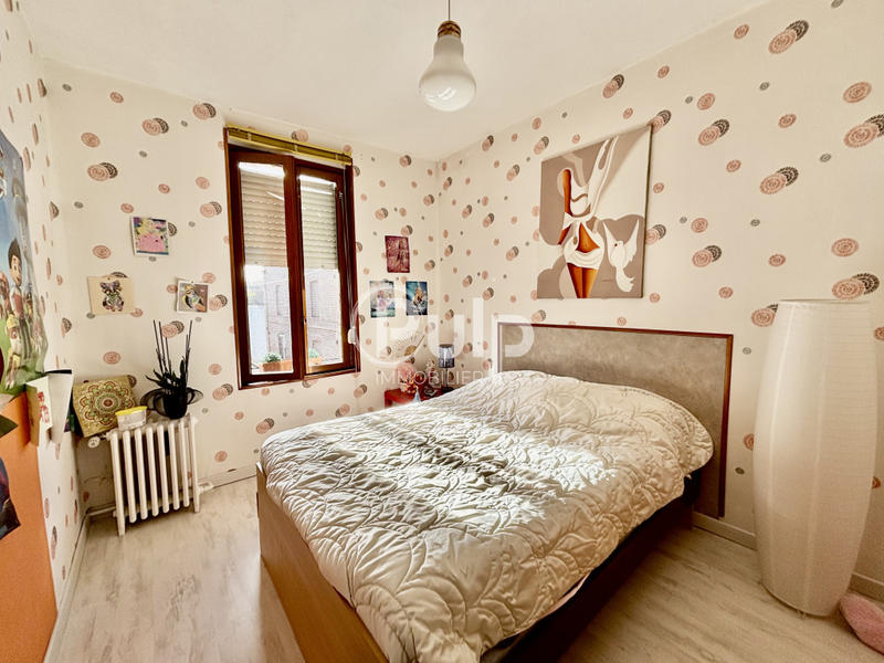 Maison - 227 m² - 8 pièces