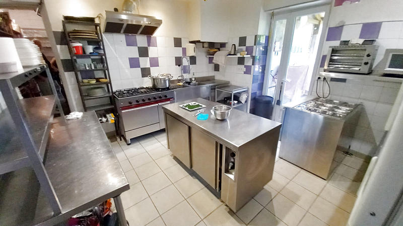 Local commercial - 210 m²