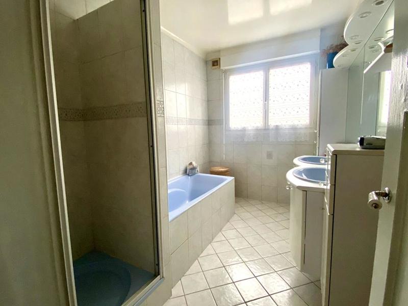 Maison - 145 m² - 5 pièces