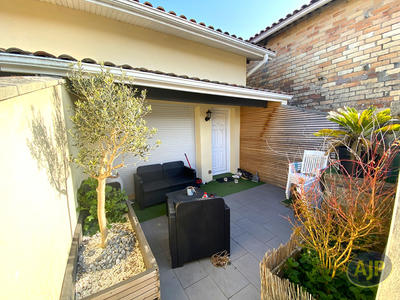 Immeuble - 18 pièces