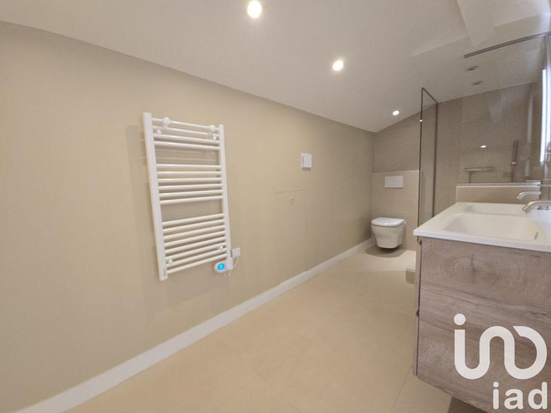 Maison - 200 m² - 6 pièces