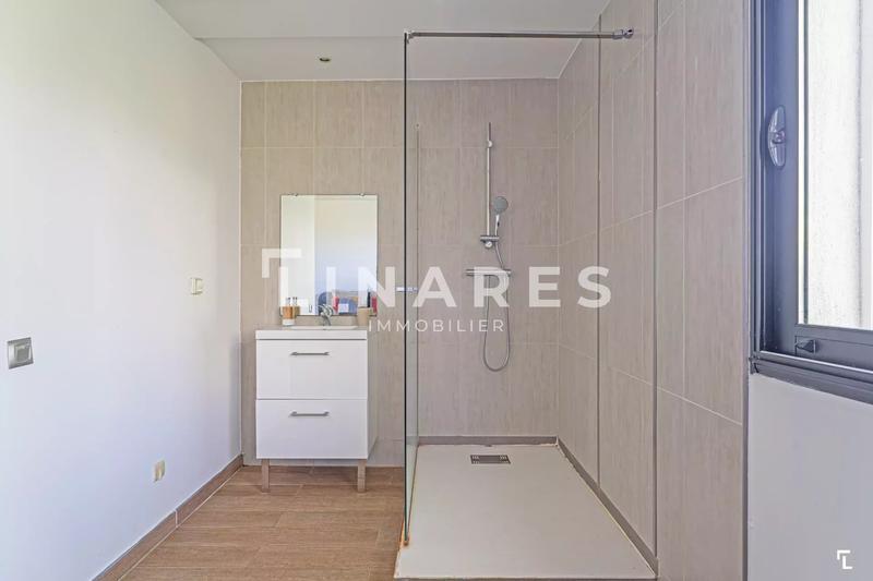 Maison - 192 m² - 7 pièces