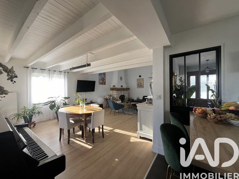 Maison - 140 m² - 6 pièces