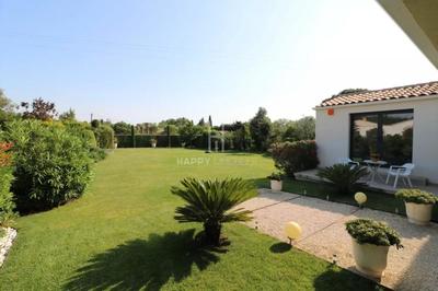 Maison - 205 m² - 7 pièces