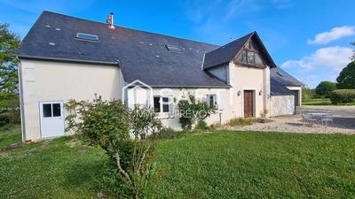 Maison - 264 m² - 11 pièces