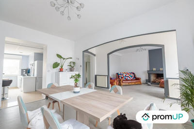 Maison - 185 m² - 7 pièces