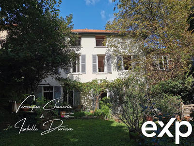 Maison - 198 m² - 7 pièces