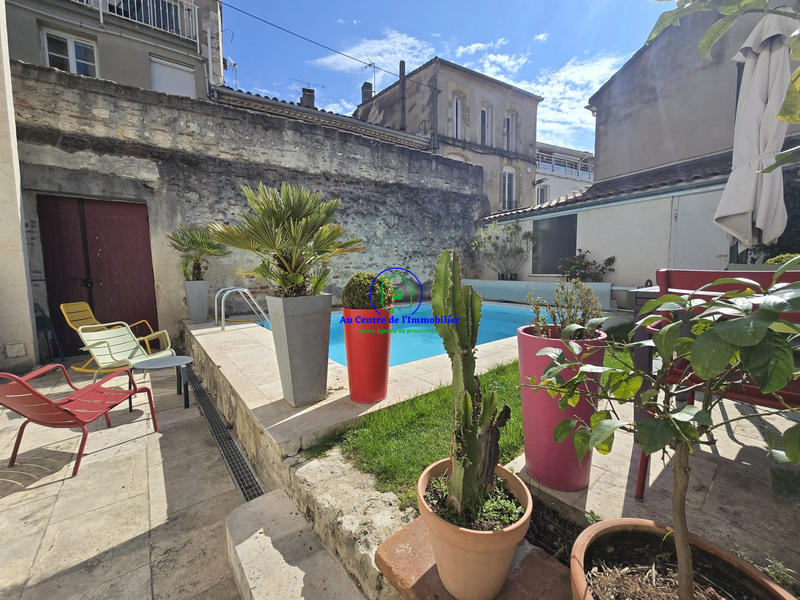 Maison ancienne - 202 m² - 5 pièces