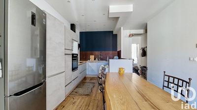 Appartement - 75 m² - 3 pièces