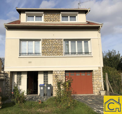 Maison - 120 m² - 6 pièces