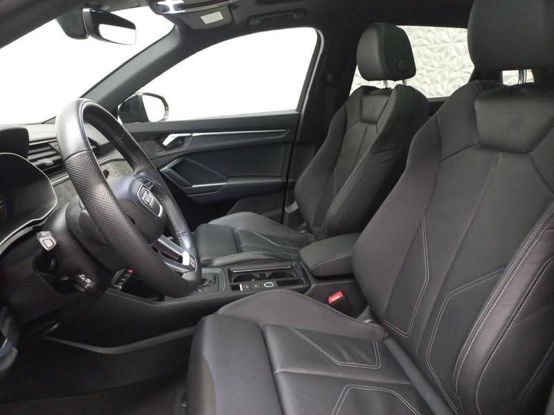 Audi Q3 35 Tdi 150 ch s tronic 7 s line