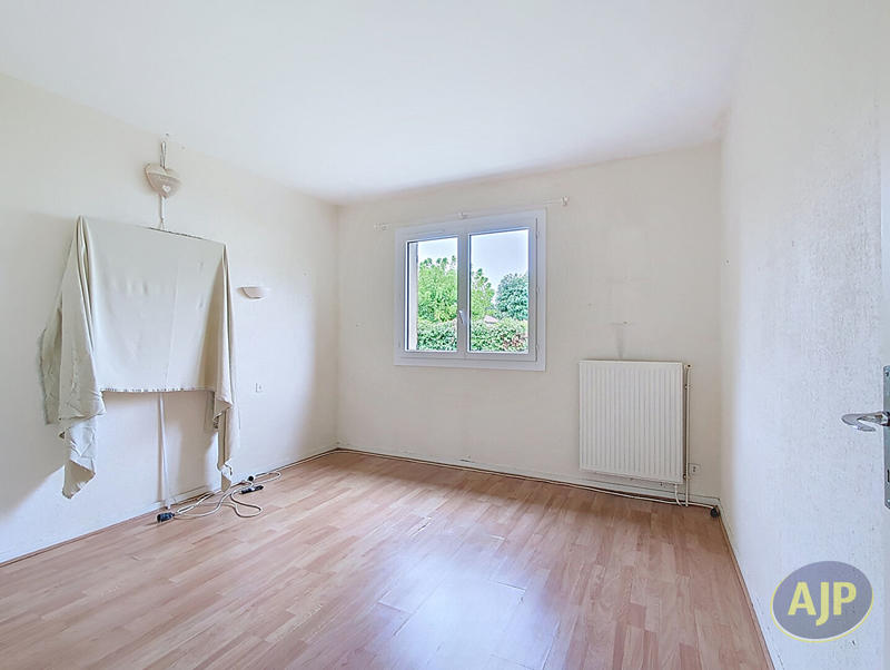 Maison - 160 m² - 8 pièces