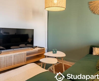 Chambre - 10 m² - 1 pièce