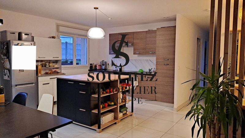 Maison - 86 m² - 5 pièces