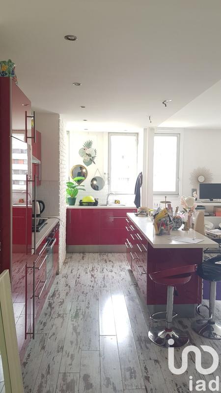 Appartement - 83 m² - 4 pièces