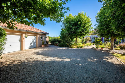 Maison - 137 m² - 6 pièces