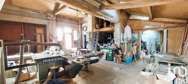 Maison - 325 m² - 10 pièces