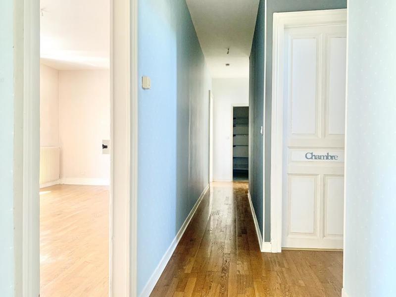 Appartement - 94 m² - 4 pièces