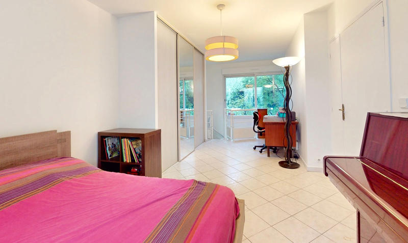 Maison - 224 m² - 6 pièces