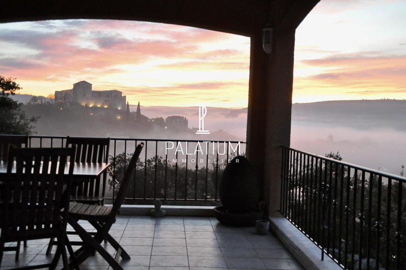 Maison - 155 m² - 5 pièces