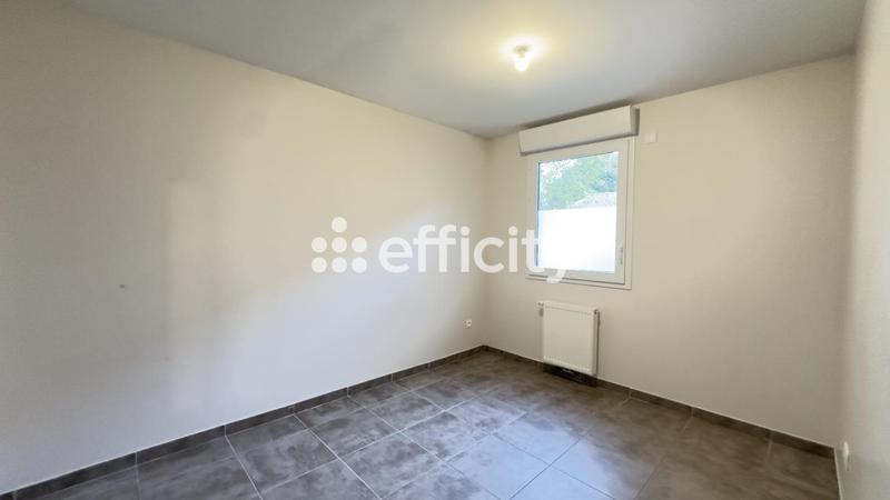 Villa - 80 m² - 4 pièces