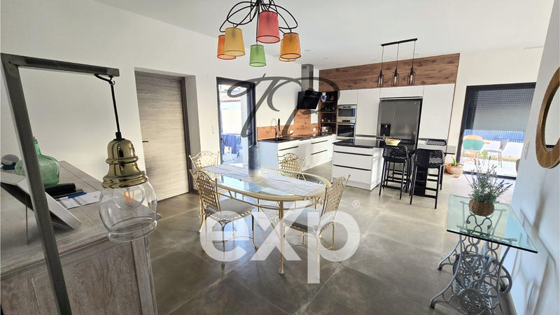 Villa - 120 m² - 5 pièces