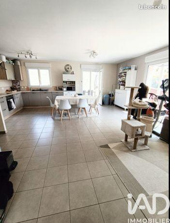 Maison - 92 m² - 4 pièces