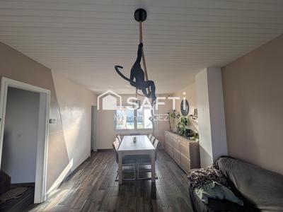 Maison - 84 m² - 5 pièces