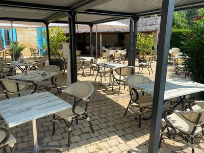 Maison - 420 m² - 10 pièces