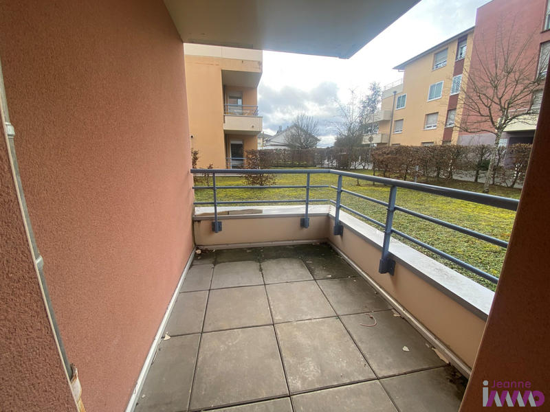 Local d'activités - 128 m² - 6 pièces