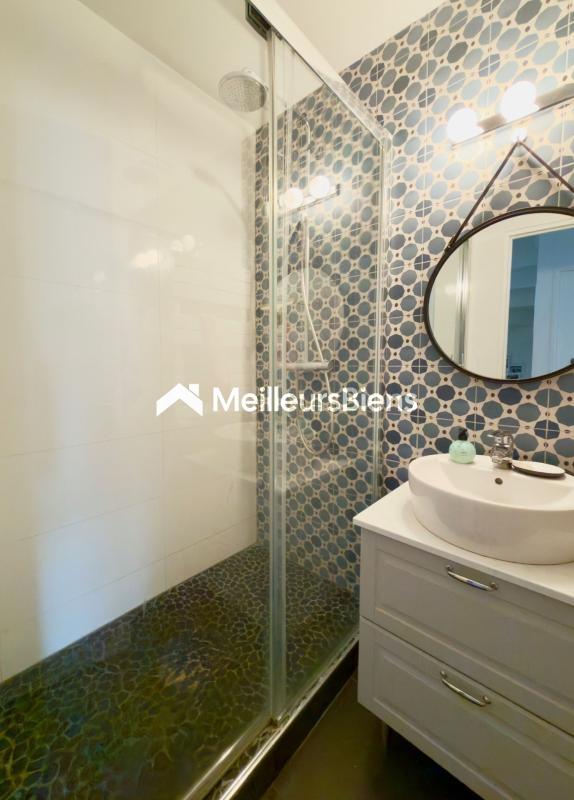 Maison - 197 m² - 8 pièces