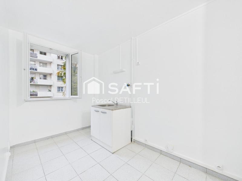 Appartement - 92 m² - 5 pièces