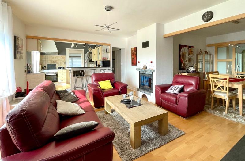 Maison - 123 m² - 7 pièces