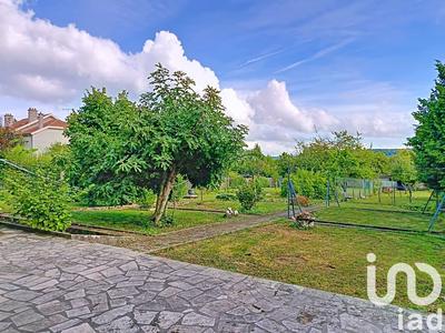 Maison de ville - 95 m² - 4 pièces