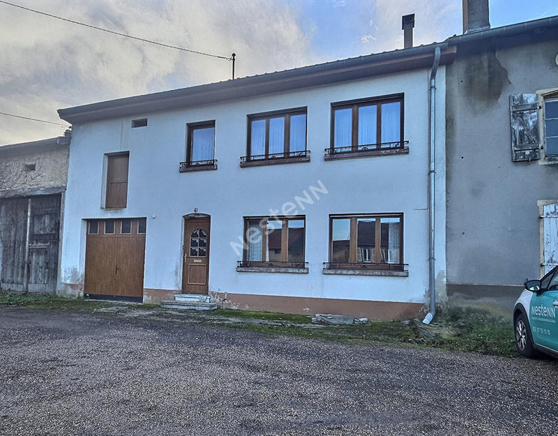 Maison - 208 m² - 8 pièces