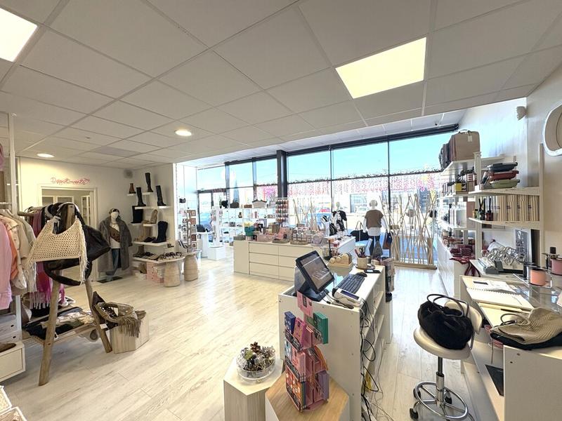 Local commercial - 137 m²