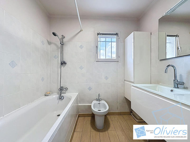 Maison - 133 m² - 6 pièces